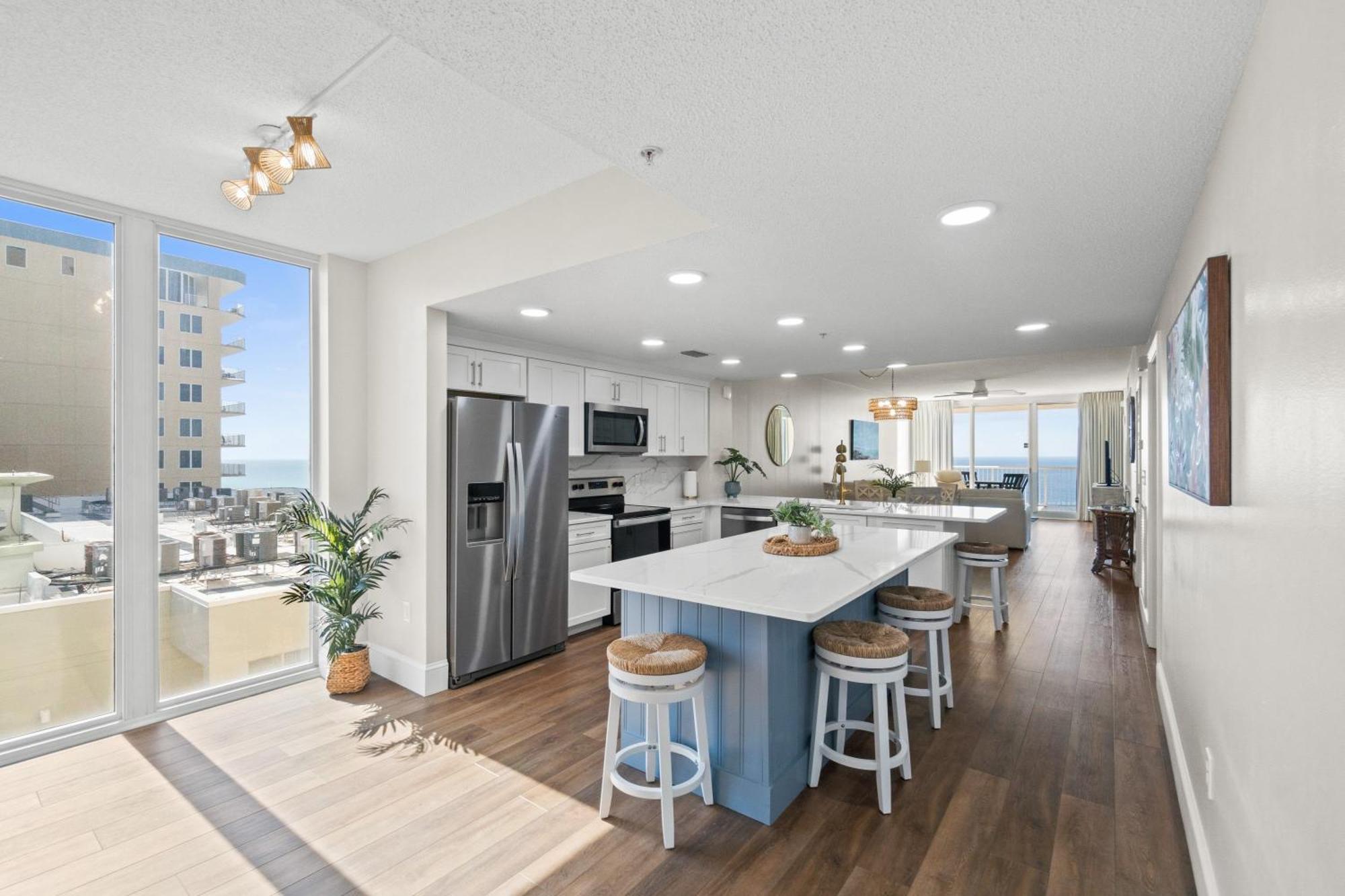 Majestic #1309-2 By Book That Holiday home