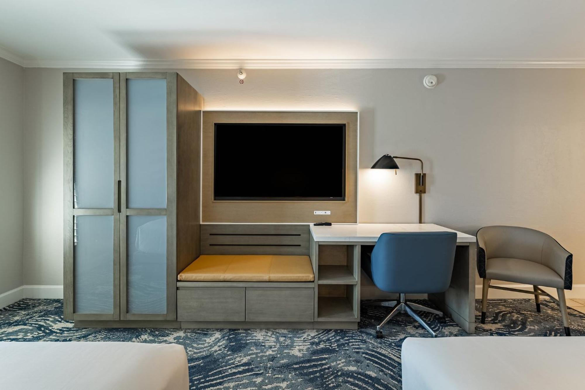 Hotel Crowne Plaza Orlando-downtown By Ihg 4*