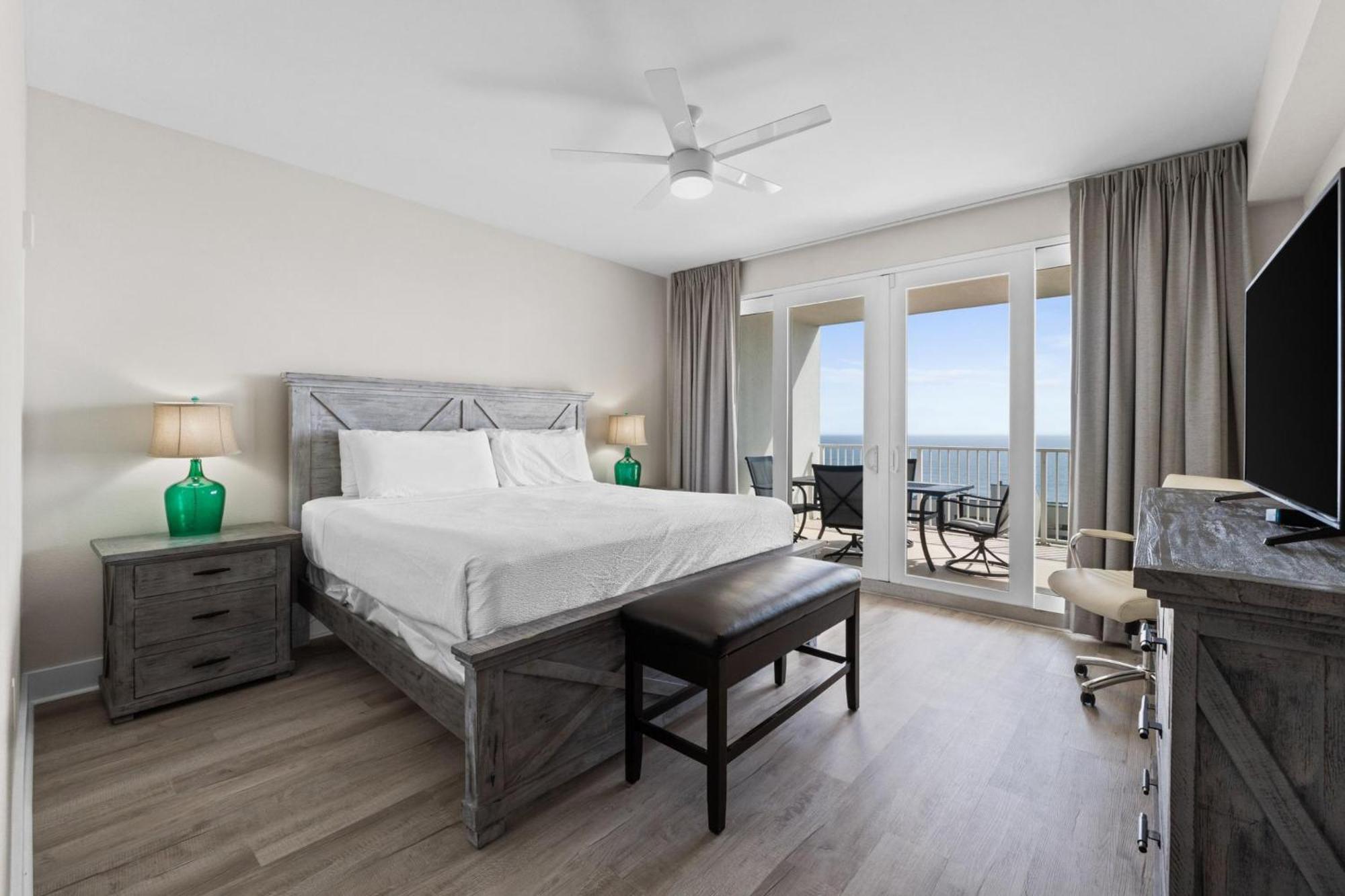 Laketown Wharf By Panhandle Getaways Apartment Panama City Beach