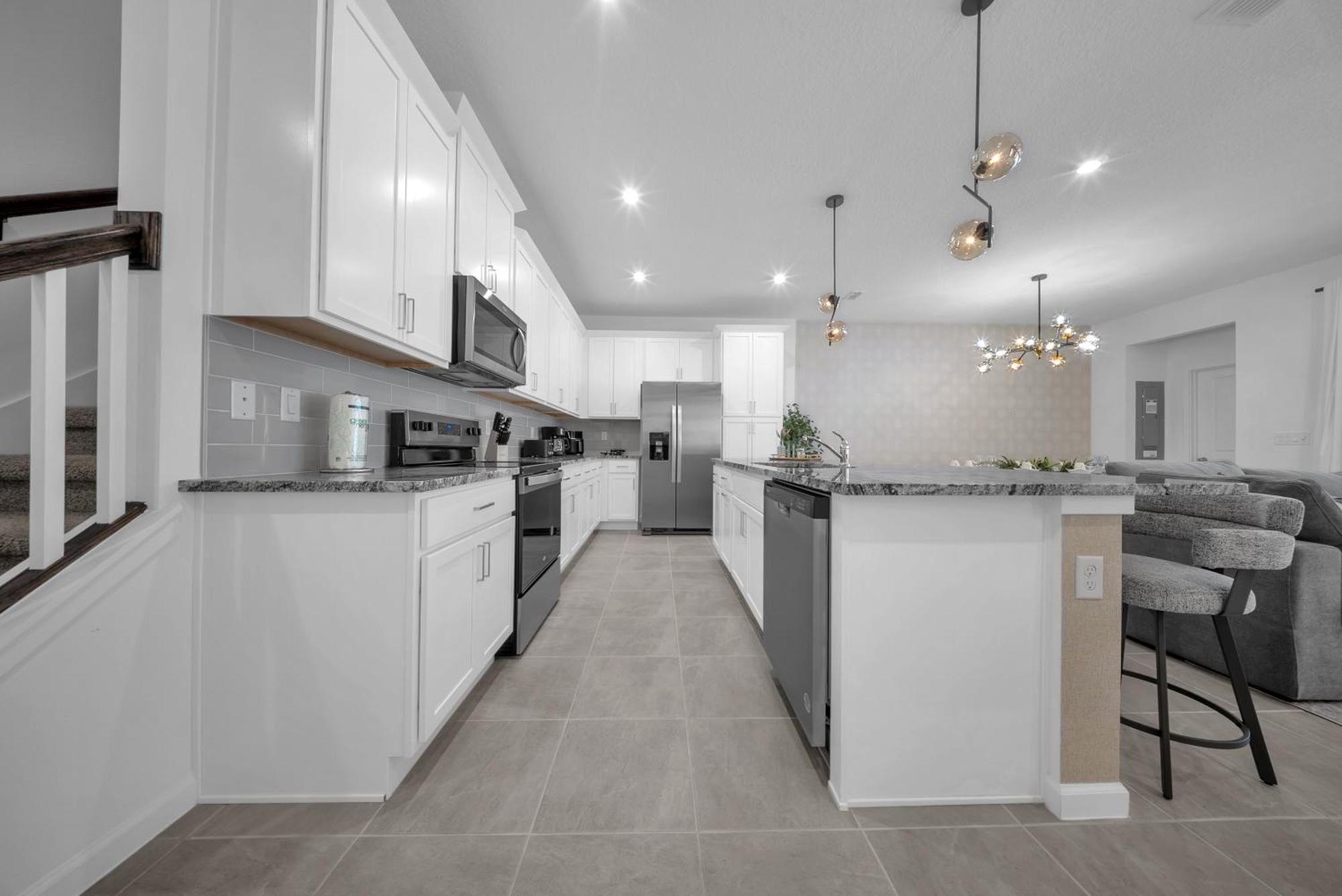 2308 Zp - Solara Oasis Retreat Spacious Near Davenport