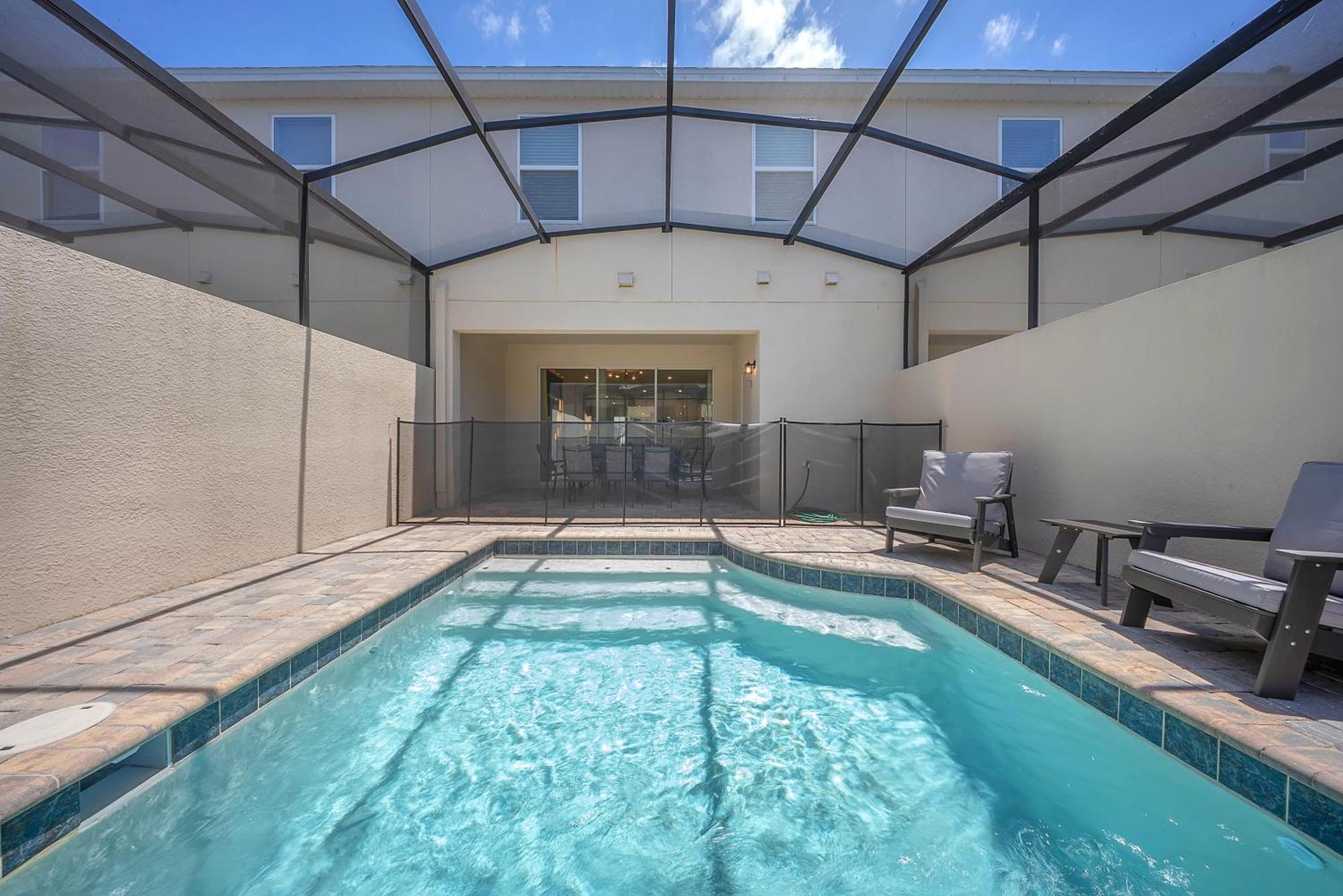 2308 Zp - Solara Oasis Retreat Spacious Near Holiday home Davenport