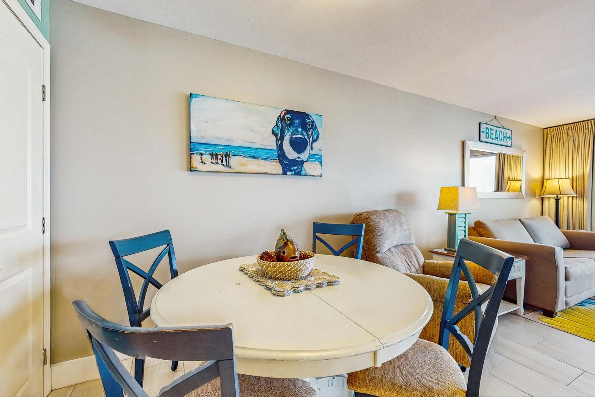 Club 208 Apartment