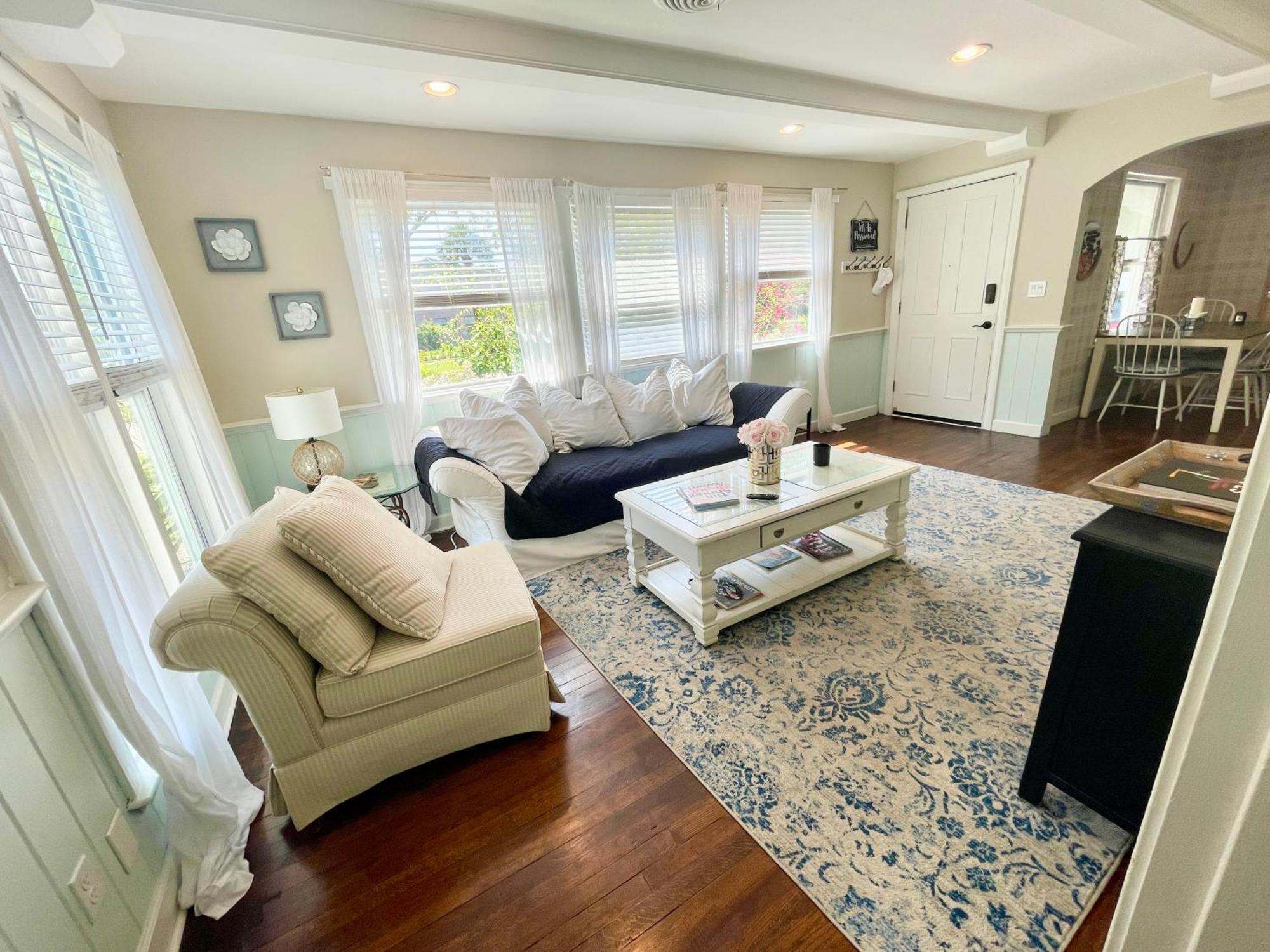 Holiday home Cozy Sanctuary Minutes From The Bay And Beaches Tampa