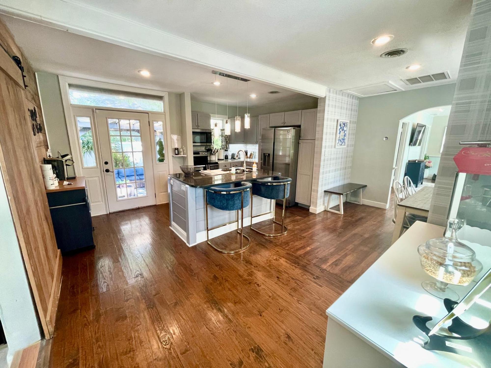 Cozy Sanctuary Minutes From The Bay And Beaches Tampa