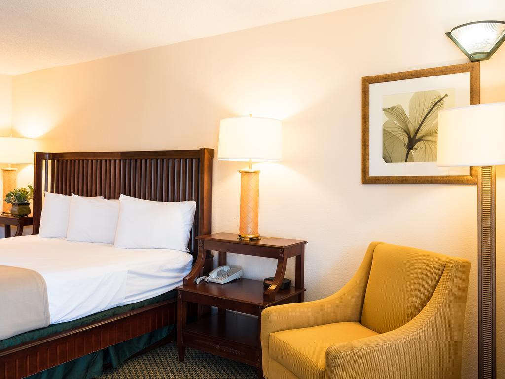 Quality Hotel Tampa