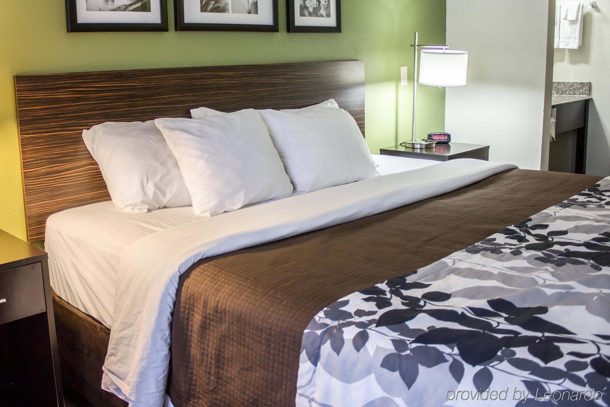 Sleep Destin Near Miramar Inn