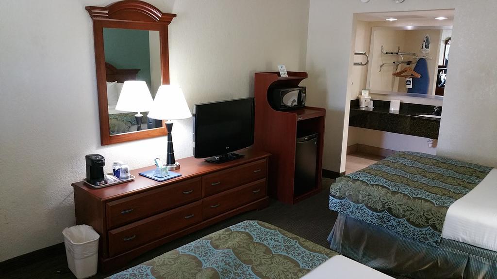 Baymont By Wyndham 2* Sarasota