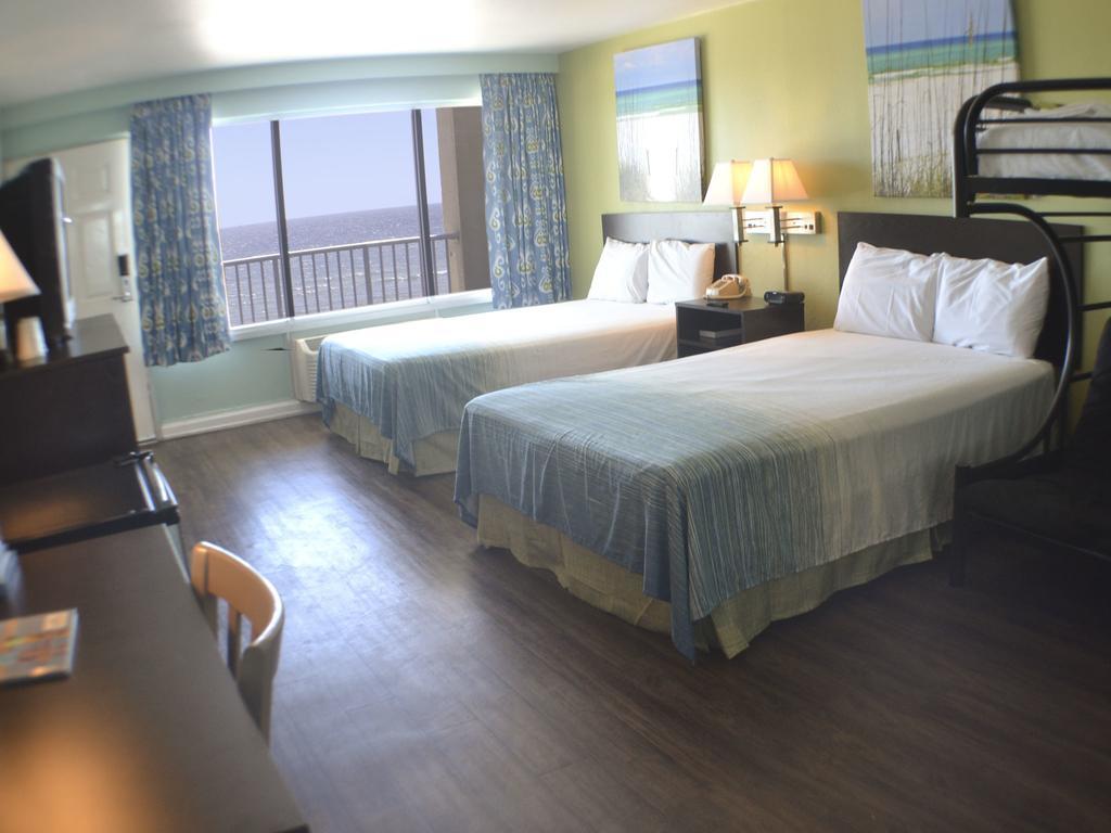 Boardwalk Hotel
