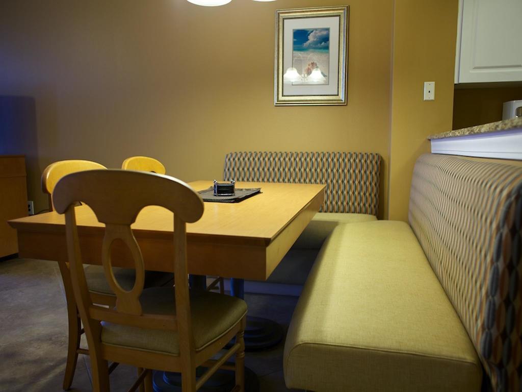 Resort Club Wyndham At Majestic Sun 4*