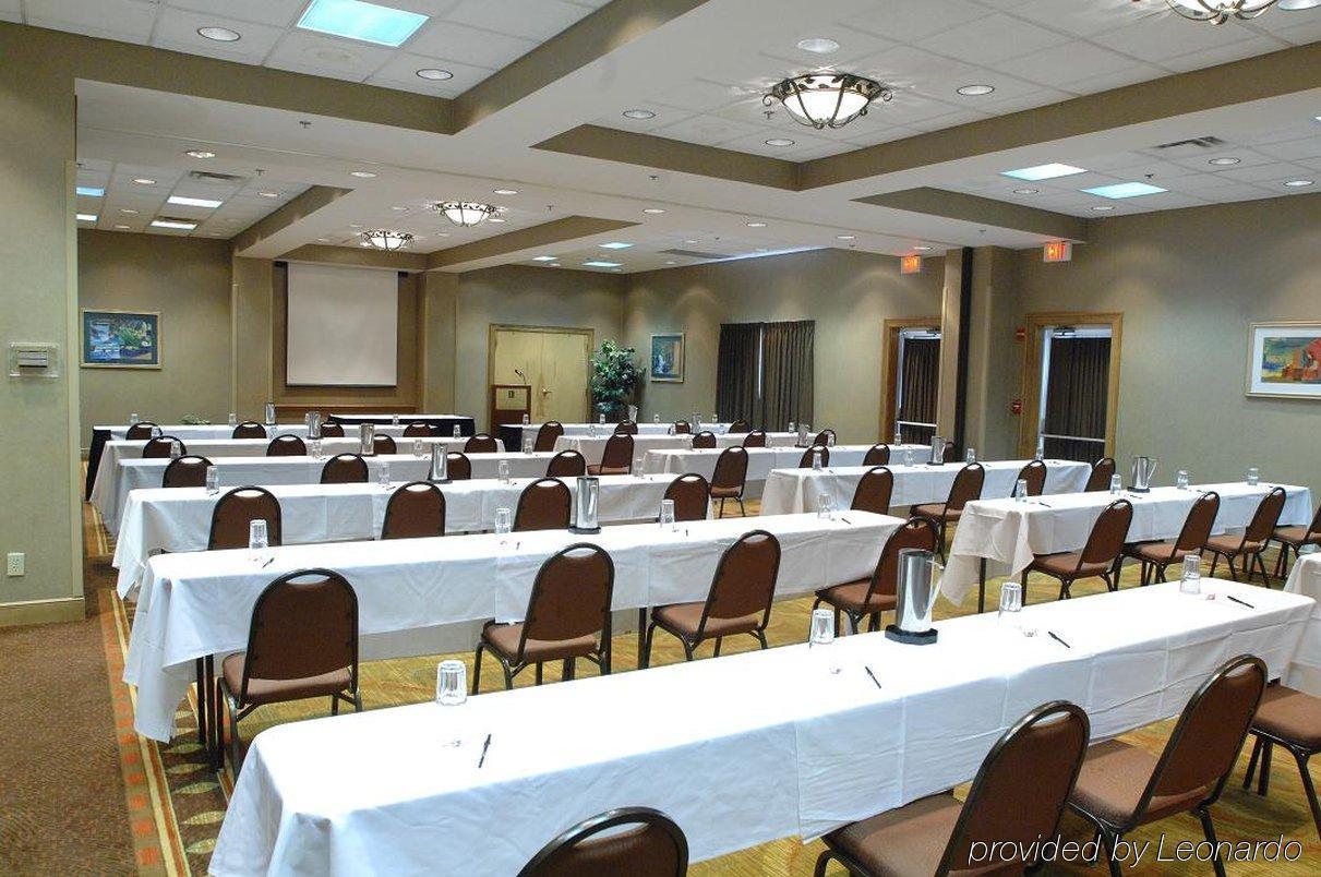 Embassy By Hilton Airport 3*