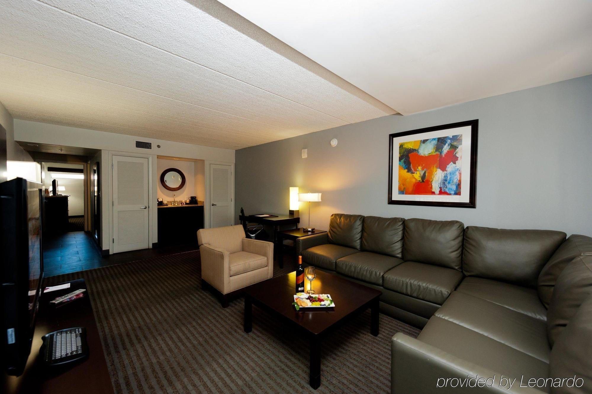 Alba Tampa, Tapestry Collection By Hilton Hotel Tampa
