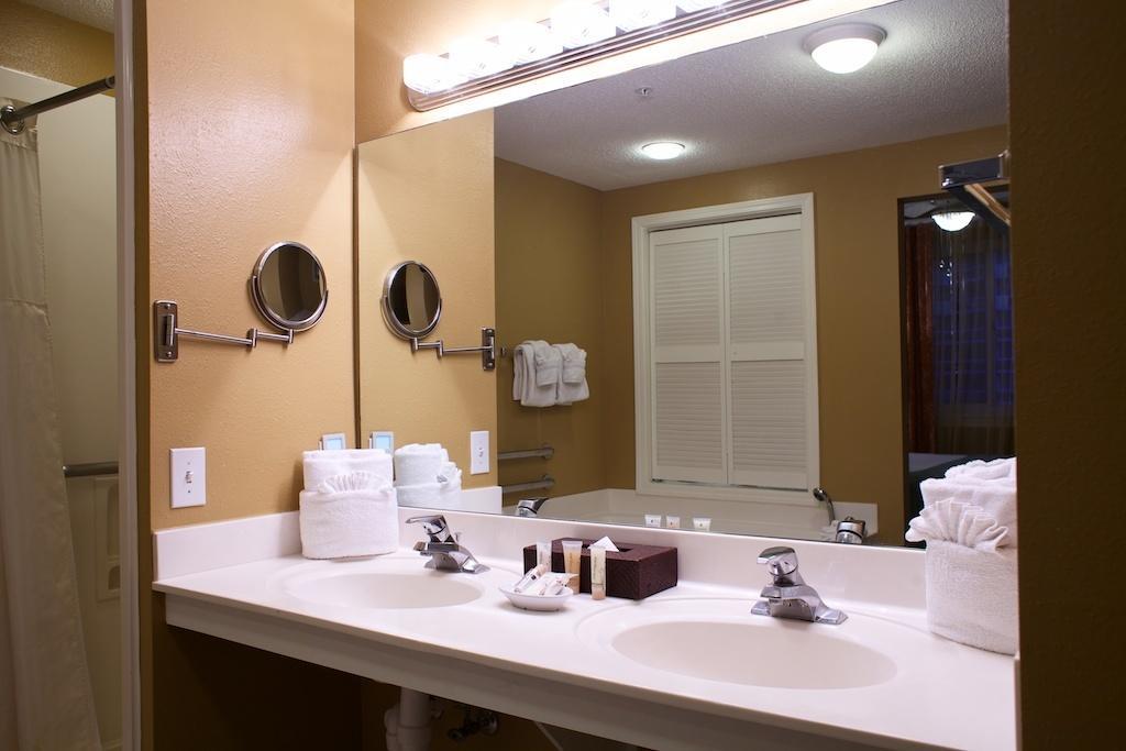 Resort Club Wyndham At Majestic Sun Miramar Beach