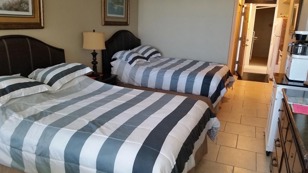 Hotel Pirates Cove Studios! 3*