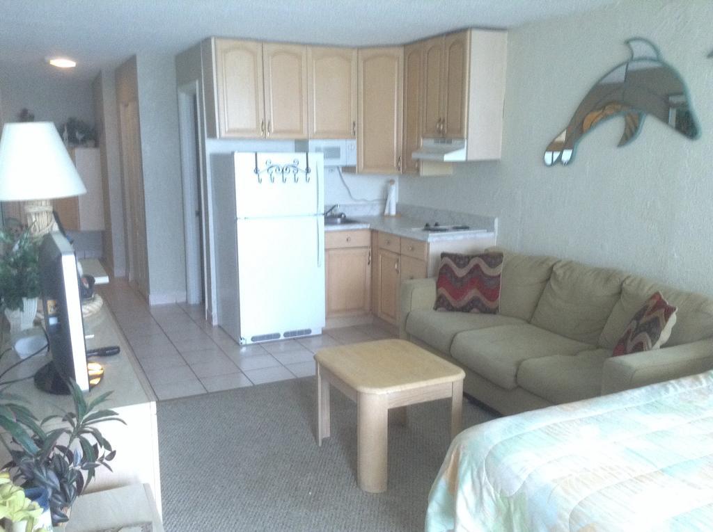 Hotel Pirates Cove Studios! Daytona Beach Shores