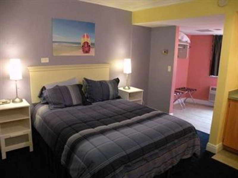 Pelican Pointe Clearwater Motel 3*