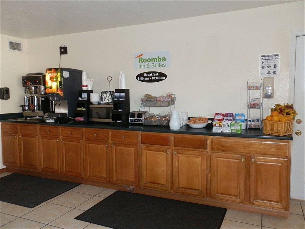 Super 8 Oceanfront Hotel 2*