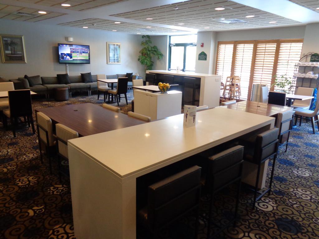 Wingate By Wyndham 3* Destin