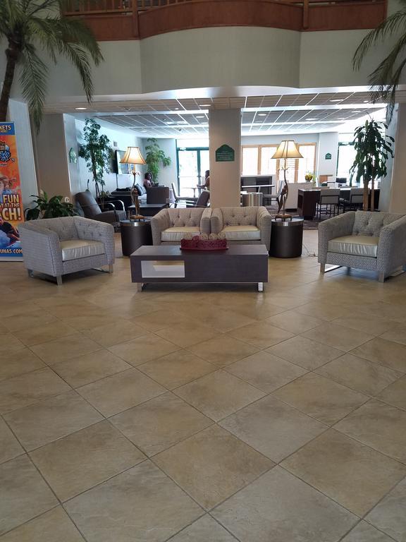 Wingate By Wyndham Hotel 3*