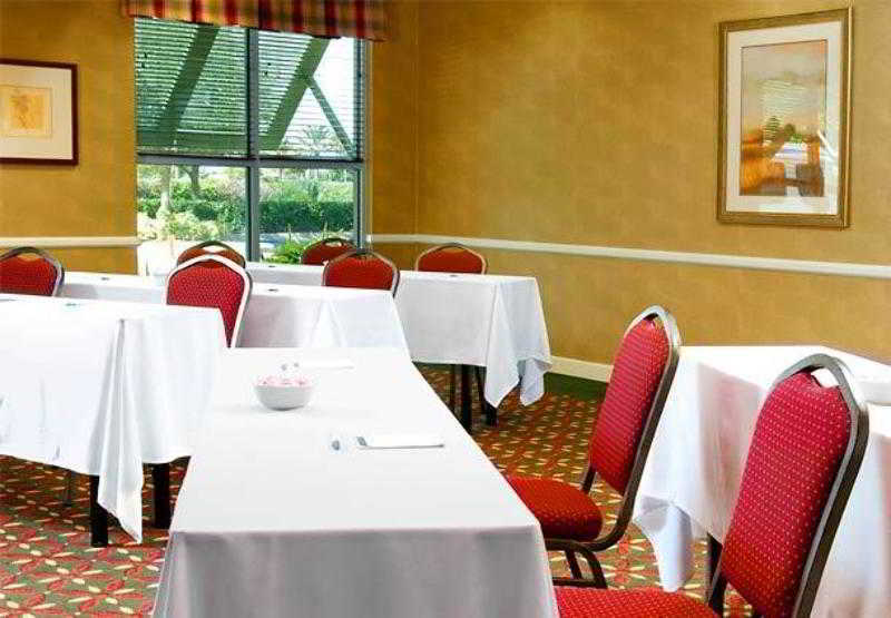 By Marriott Daytona Speedway/airport Hotel 3*