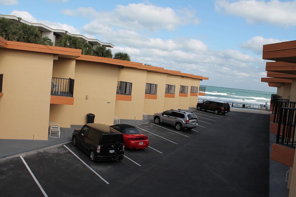 Grand Prix Front Daytona Beach