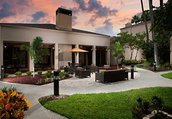 Courtyard St. Petersburg Hotel 3*