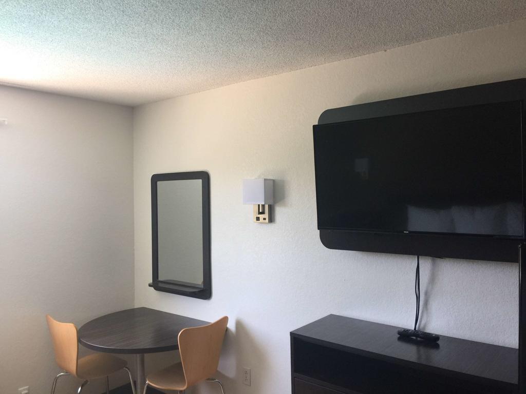 6 Pensacola, Fl Pensacola