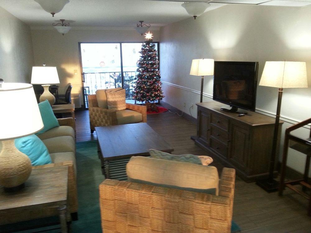 Days By Wyndham Daytona Oceanfront