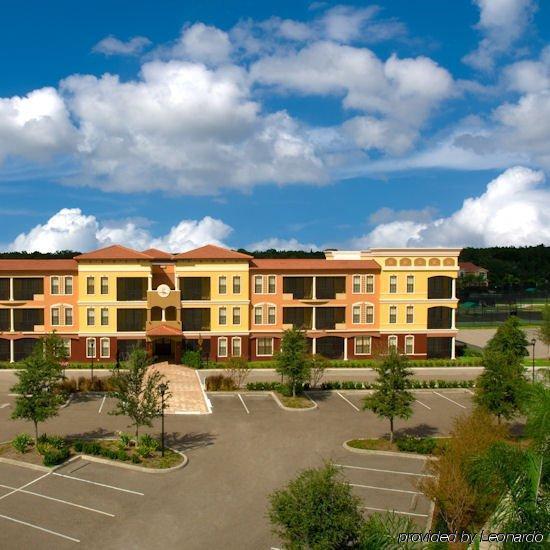Apartment Emerald Greens *