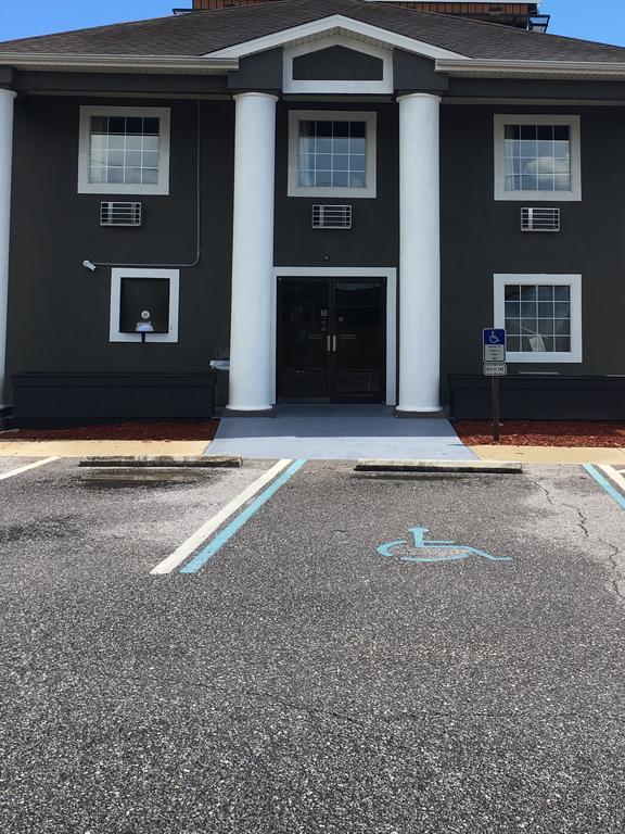Hotel 6 Pensacola, Fl