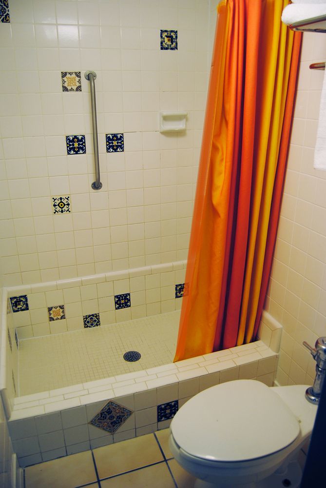 Casa Loma Panama - Beachfront Hotel 2*
