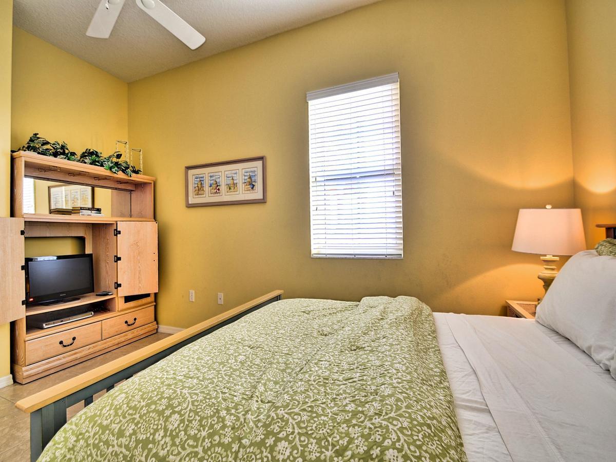 Harborview Grande 604 Apartment