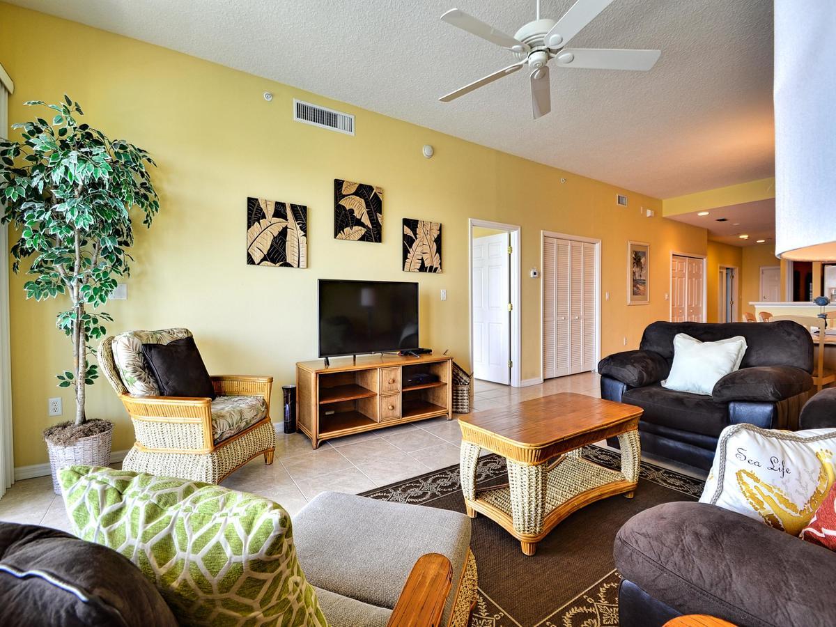 Harborview Grande 604 Apartment