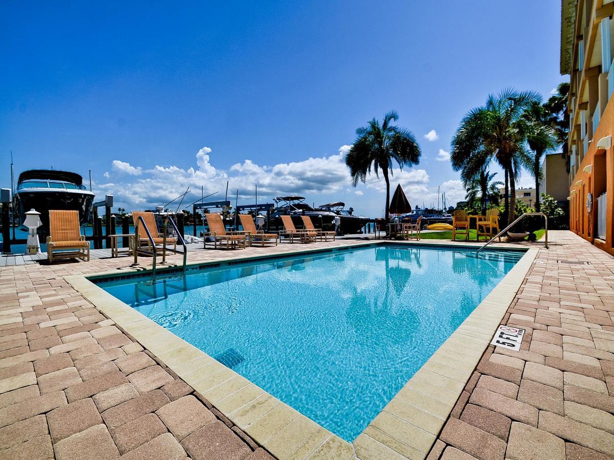 Island Key 302