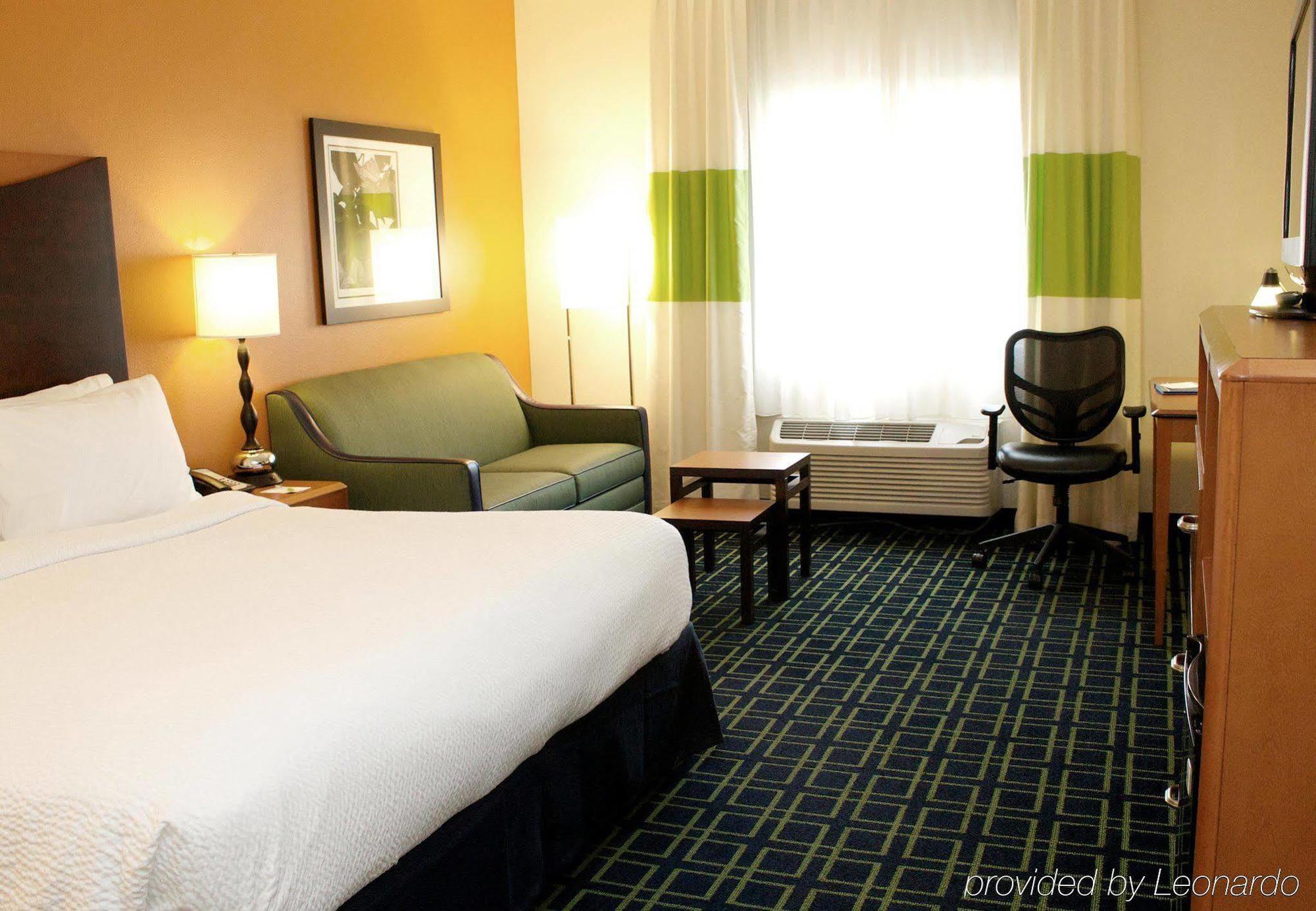 Hotel Fairfield And St Petersburg Clearwater 3*