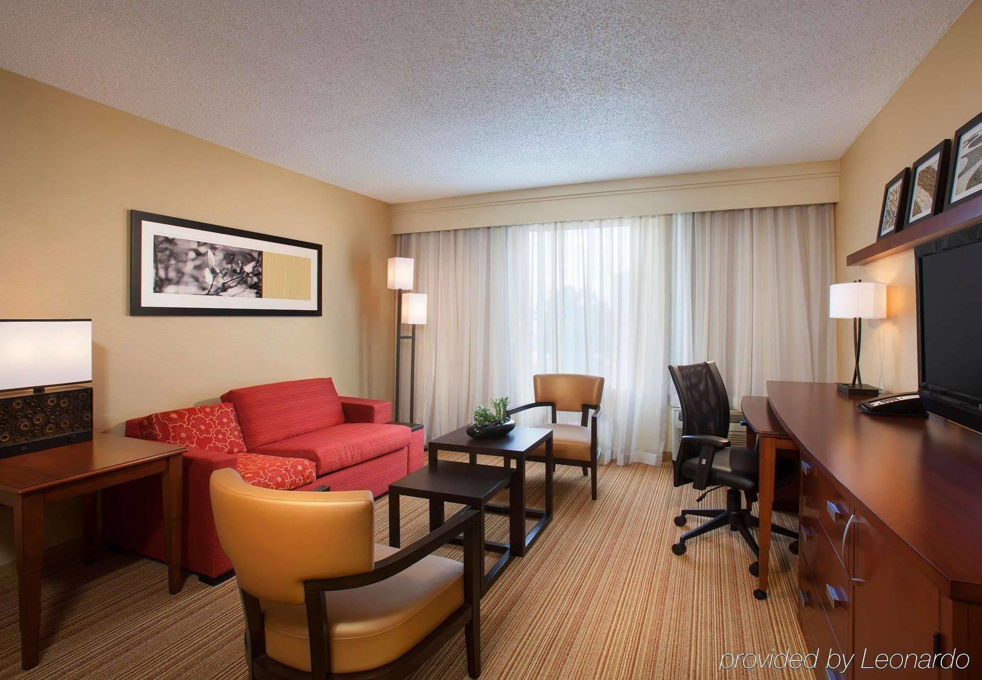 Hotel Courtyard By Marriott Downtown 3*