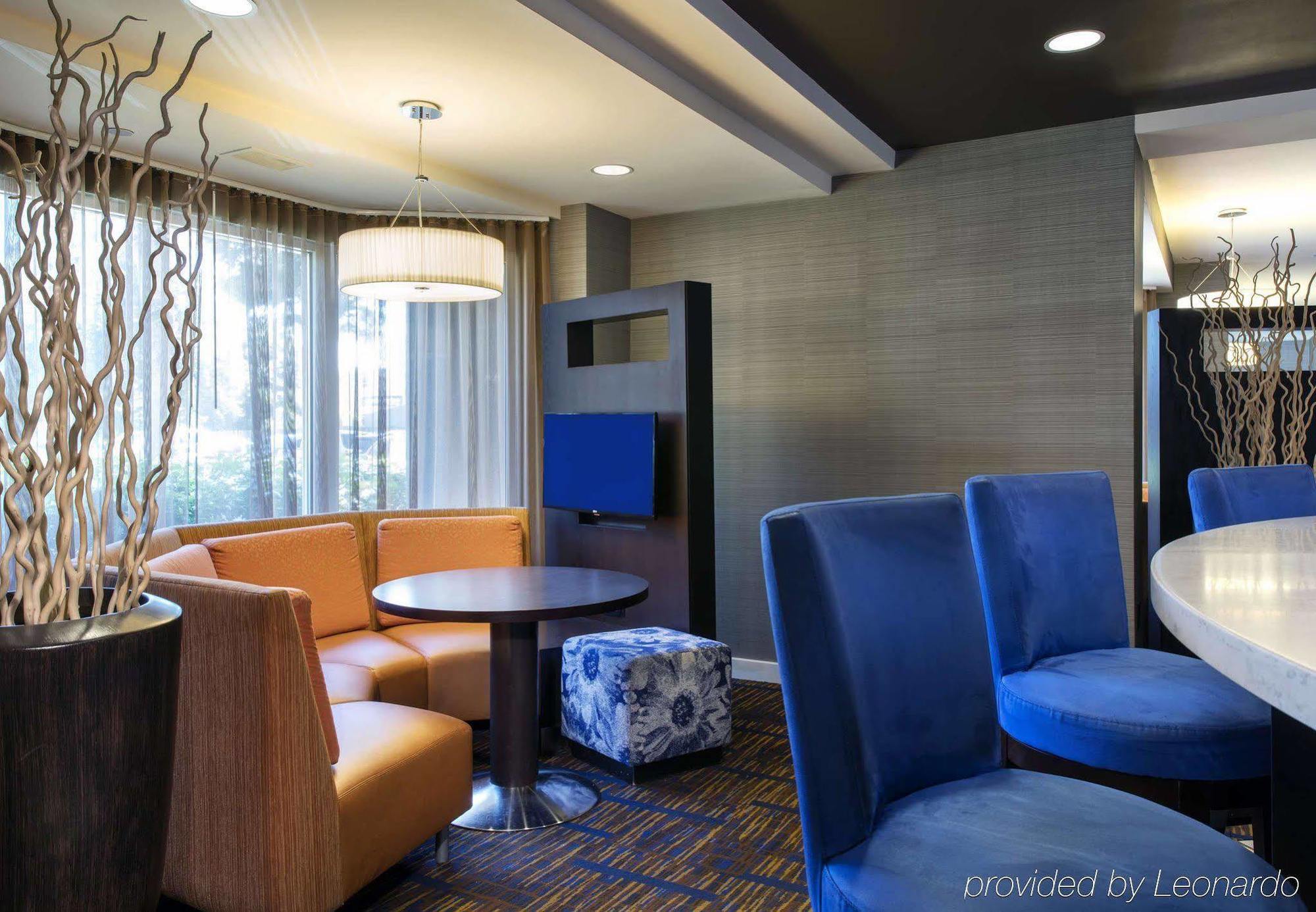 Courtyard By Marriott Downtown Orlando