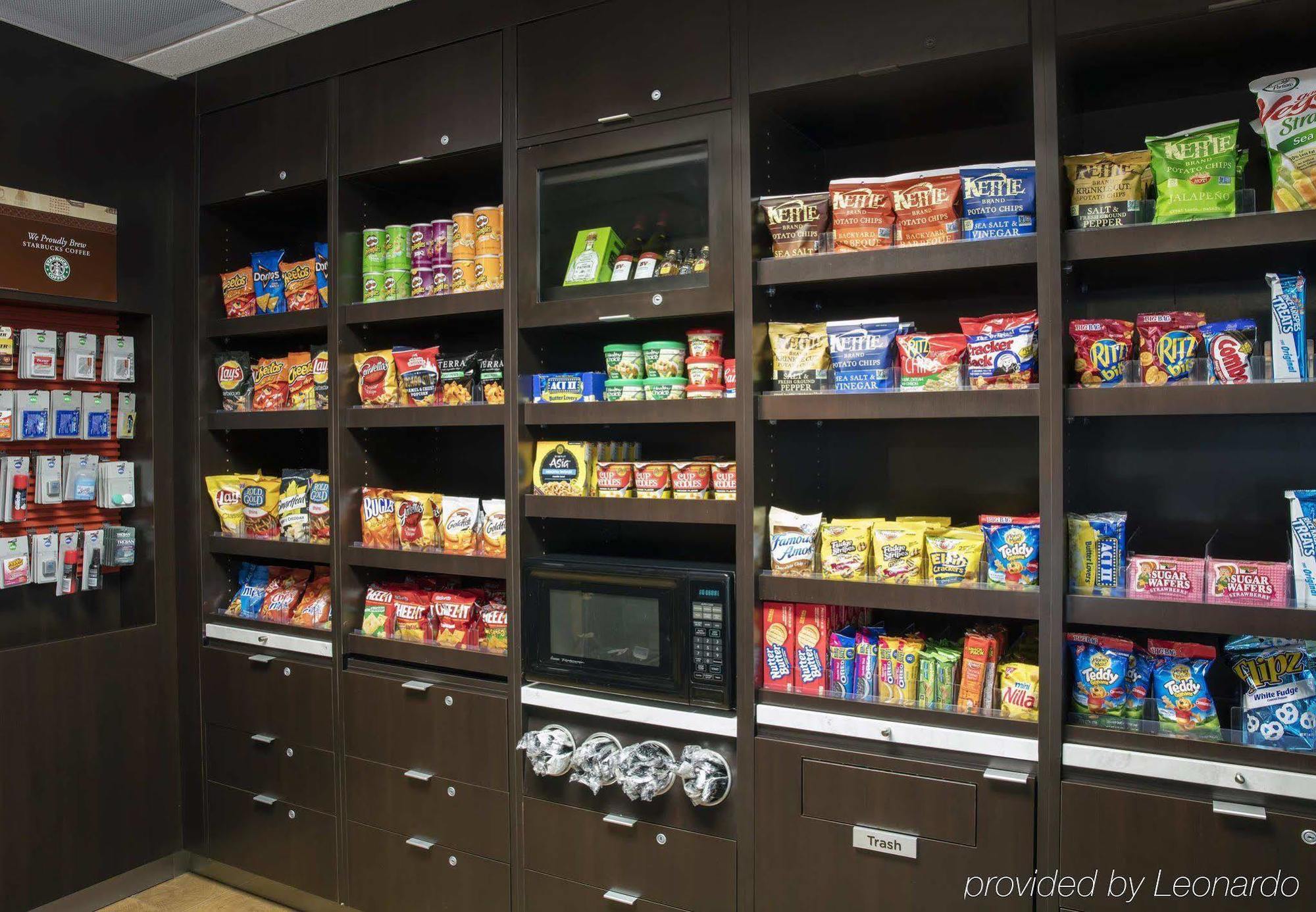 Courtyard By Marriott Downtown 3*