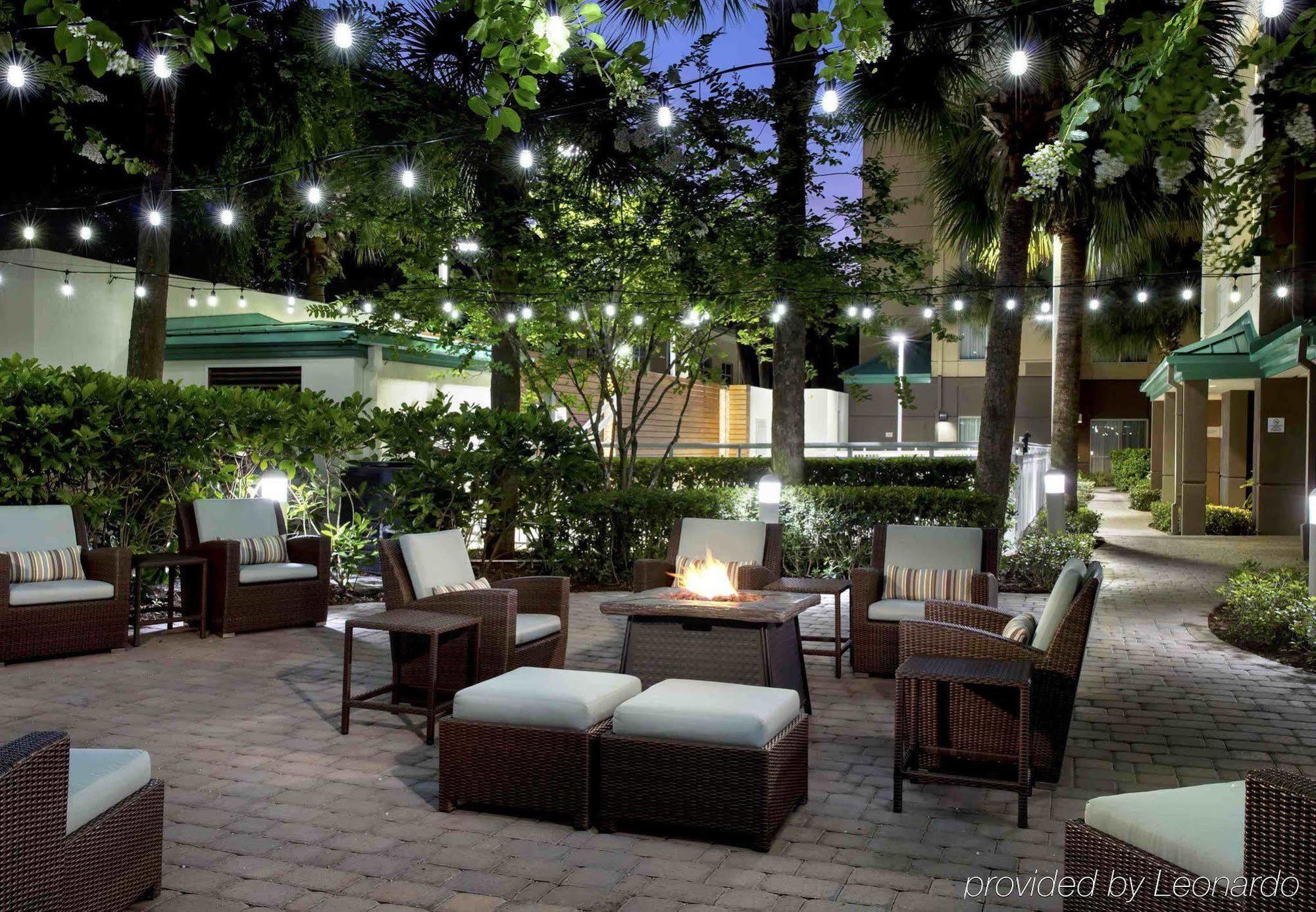 Courtyard By Marriott Downtown 3*
