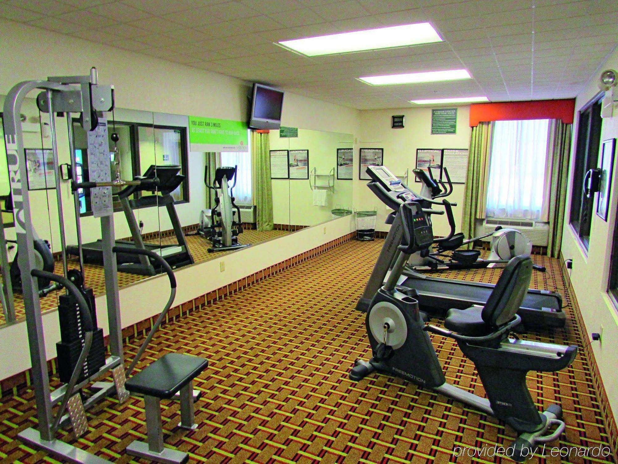 Hotel La Quinta By Wyndham Northeast *newly Renovated