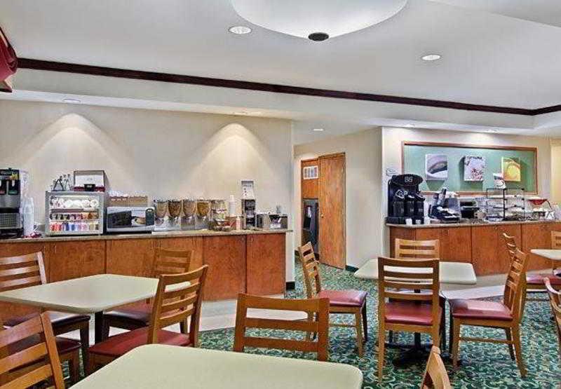 Fairfield And By Marriott Brandon Hotel