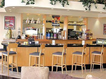 Ramada Downtown 2*