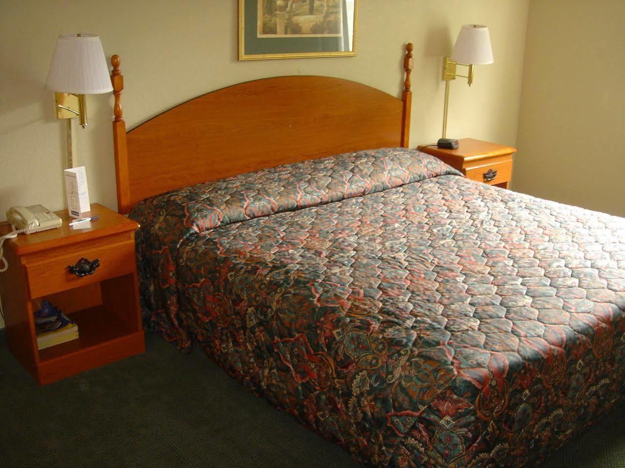 Hotel 6 Pensacola, Fl