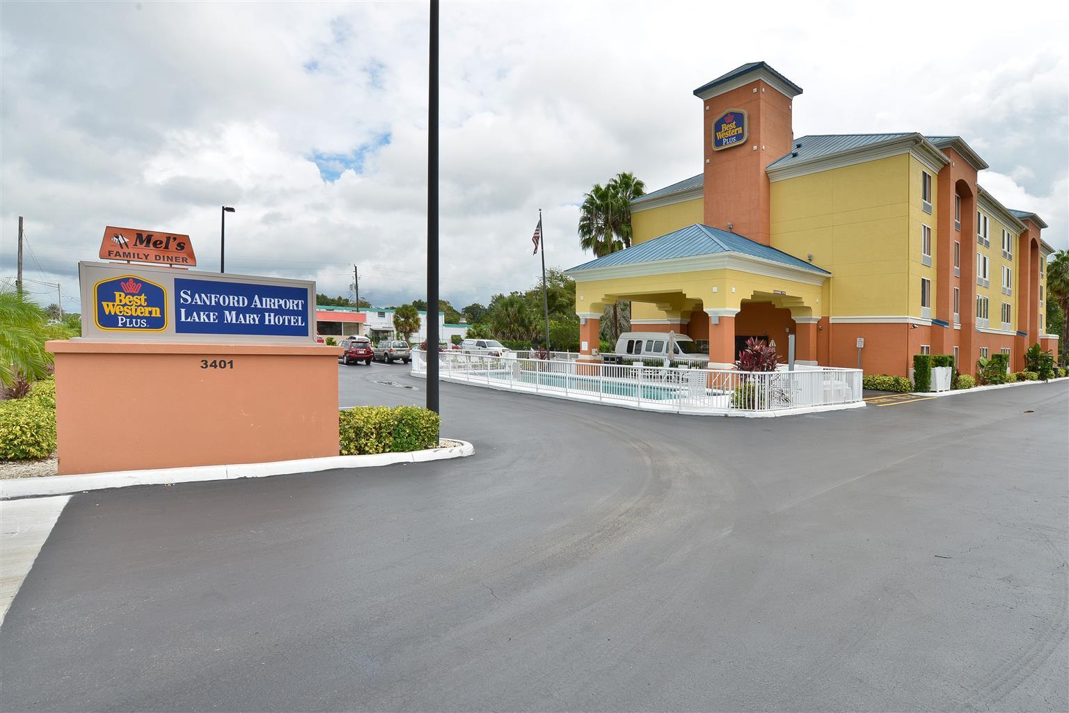 Hotel Western Airport/lake Mary 3*