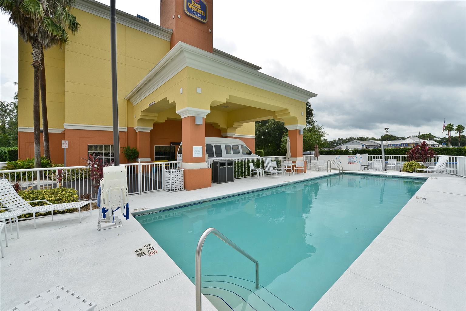 Western Airport/lake Mary Hotel