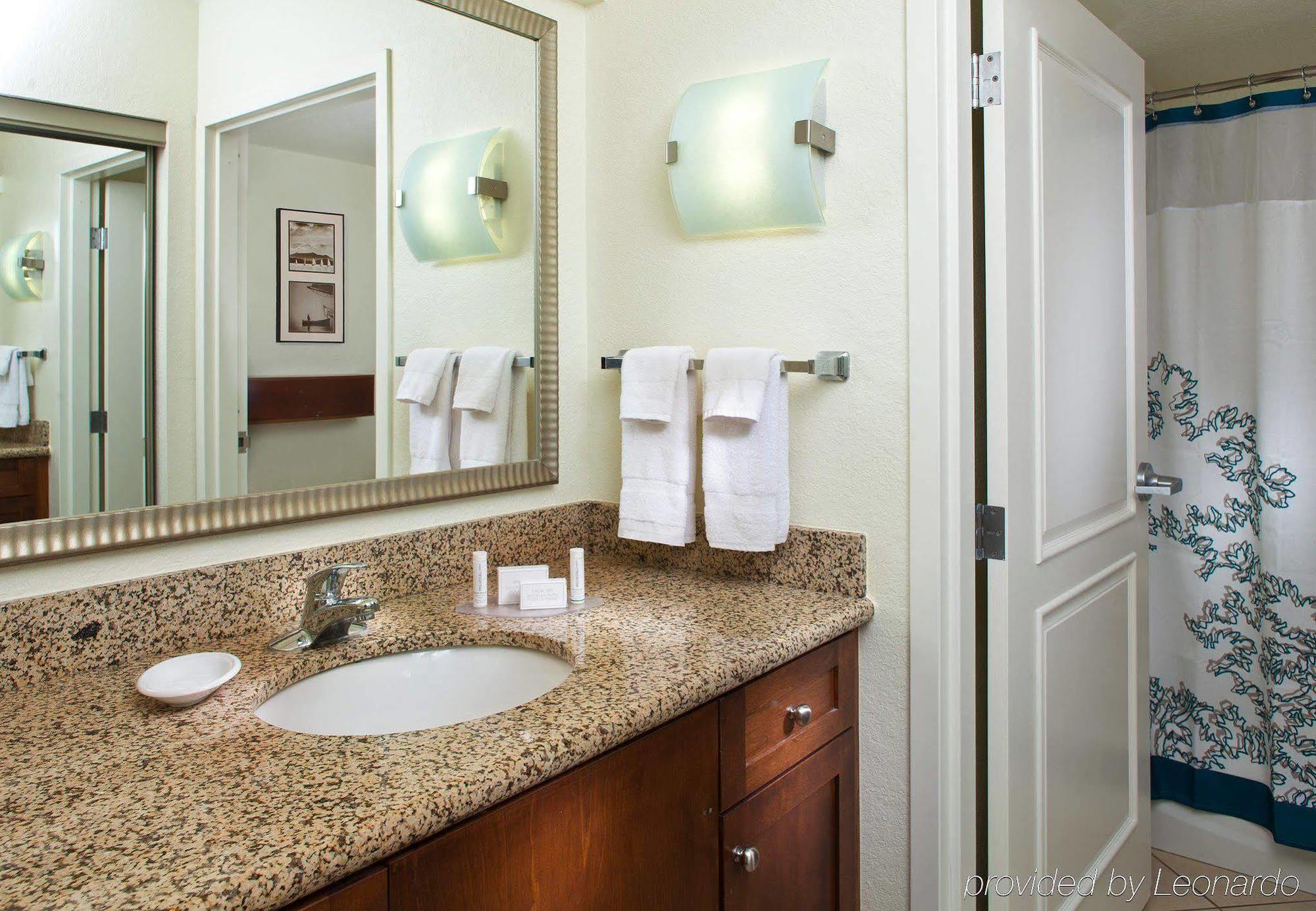 By Marriott Daytona Speedway/airport 3* Daytona Beach