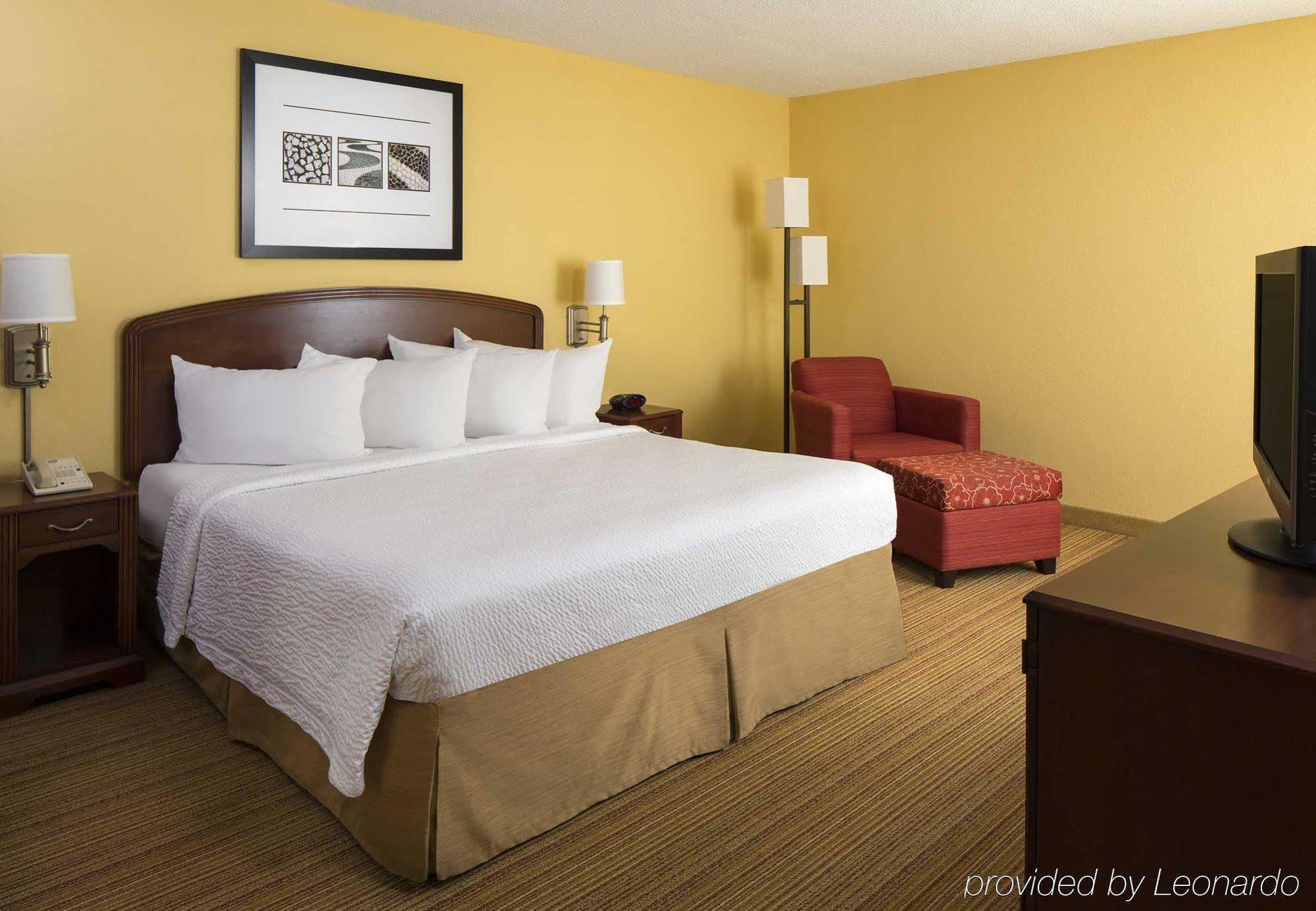 Hotel Courtyard By Marriott Daytona Speedway/airport Daytona Beach