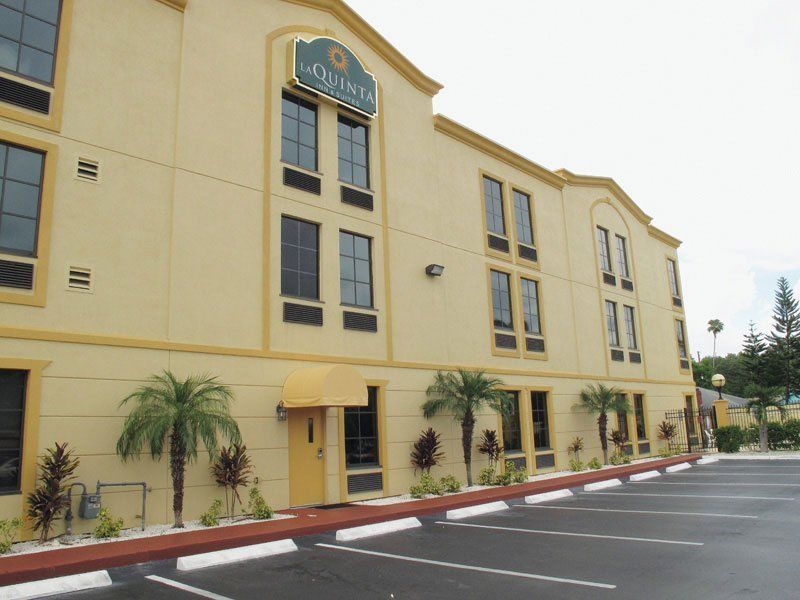 Hotel La Quinta By Wyndham Northeast *newly Renovated