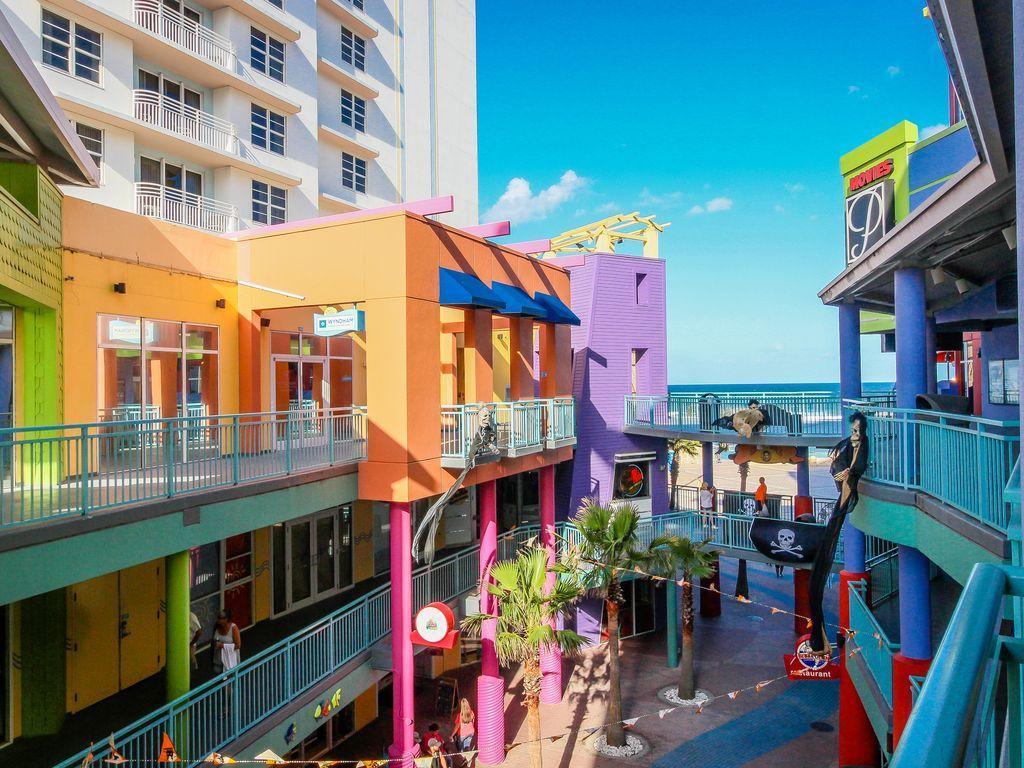 Apartment Penthouse Floor 1 Bedroom Direct Oceanfront Wyndham Ocean Walk - Daytona Funland 1908 Daytona Beach