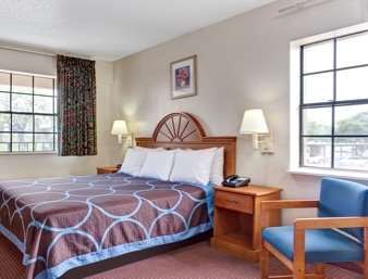 Americana & Hotel Tampa