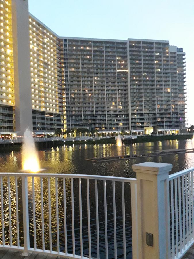 Laketown Wharf *
